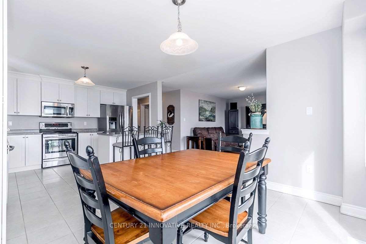 Photo 9 of 3095 Emperor Drive NE, Orillia — HOMEH