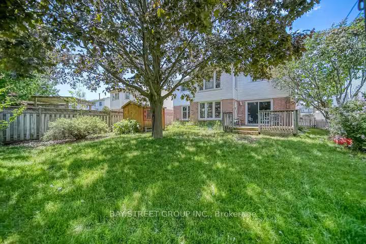 Photo 16 of 27 Gladiola Court, Whitby, Rolling Acres — HOMEH