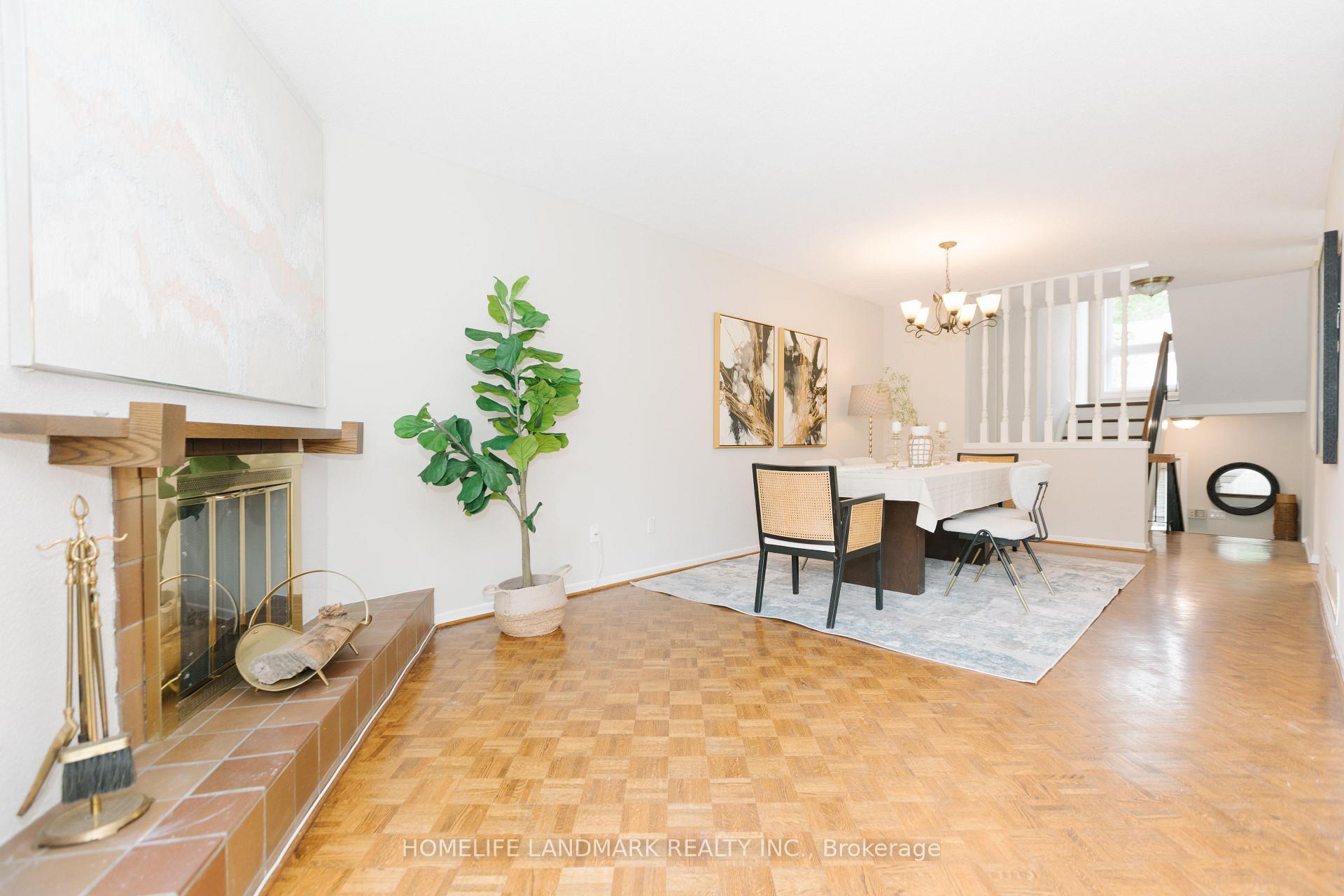 Photo 18 of 88 Cheryl Shepway, North York, Don Valley Village — HOMEH