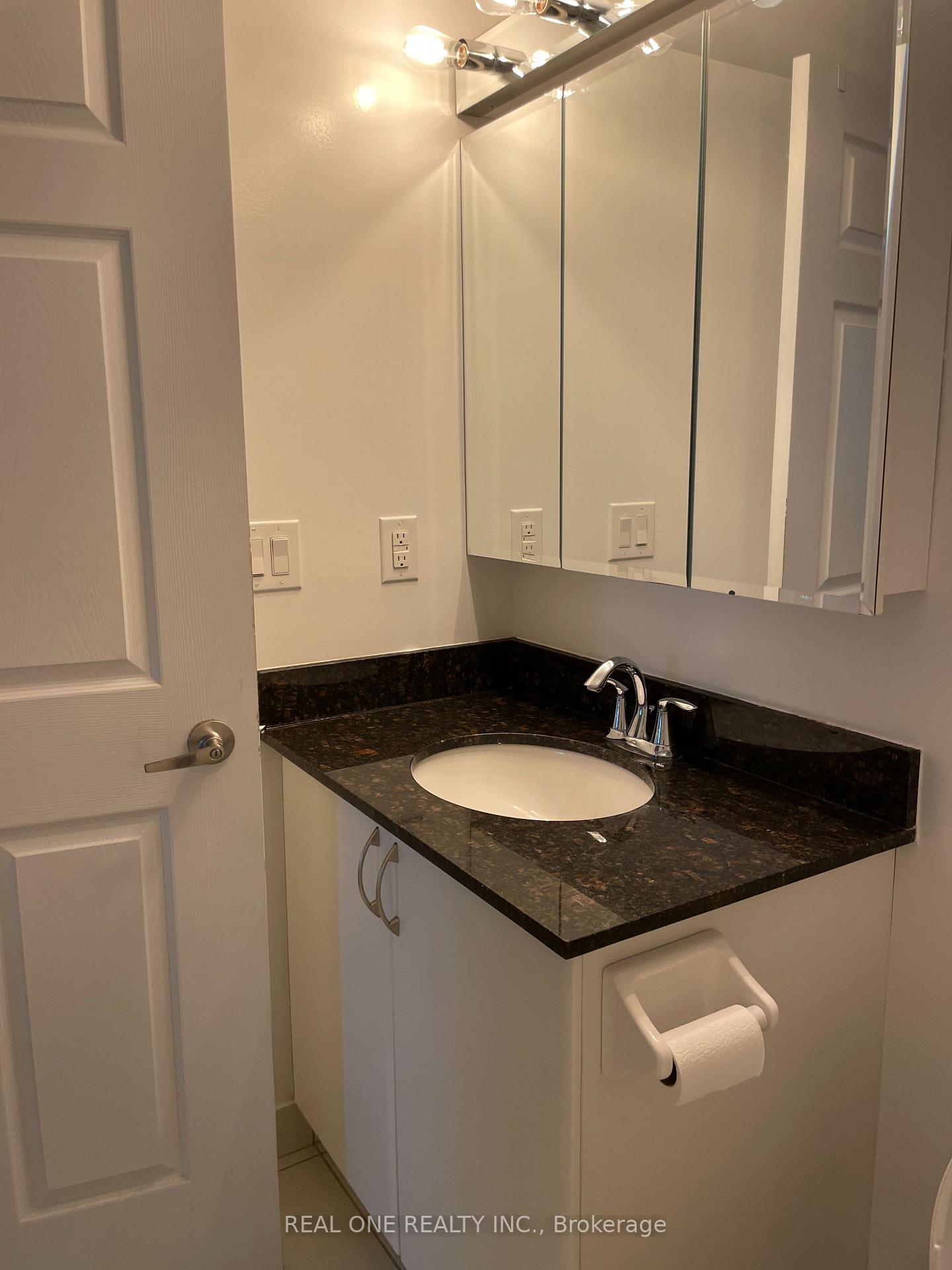 Photo 16 of Unit 606, 75 King William Crescent, Richmond Hill, Langstaff — HOMEH