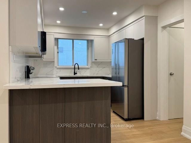 Photo 2 of Unit 2, 1328 Avenue Road, Toronto, Lawrence Park South — HOMEH
