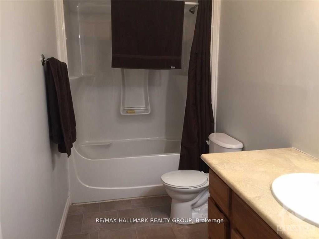 Photo 12 of Unit 21, 21 Perthmore Street, Perth, Perth — HOMEH