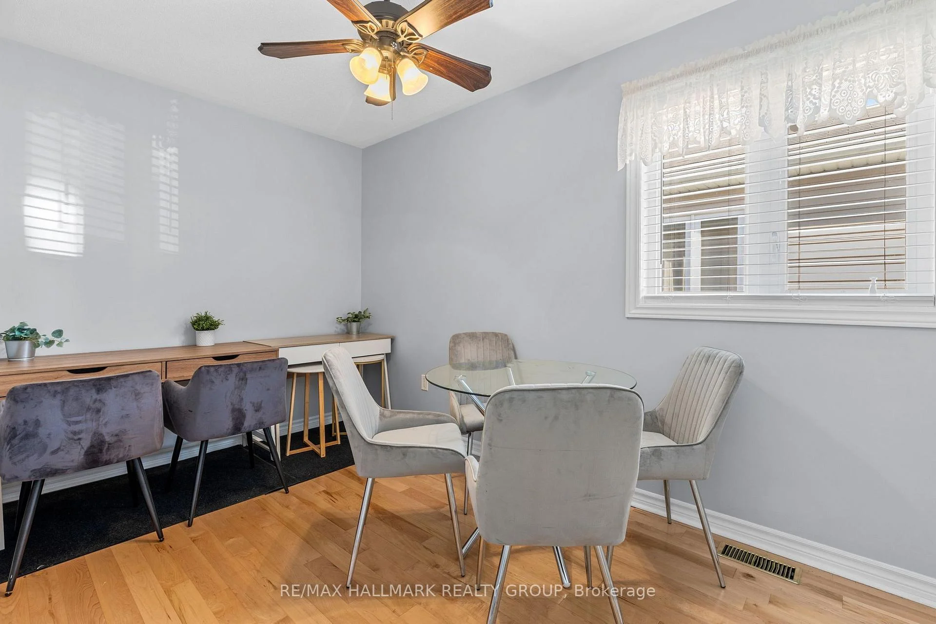 Photo 15 of Unit 21, 21 Perthmore Street, Perth, Perth — HOMEH
