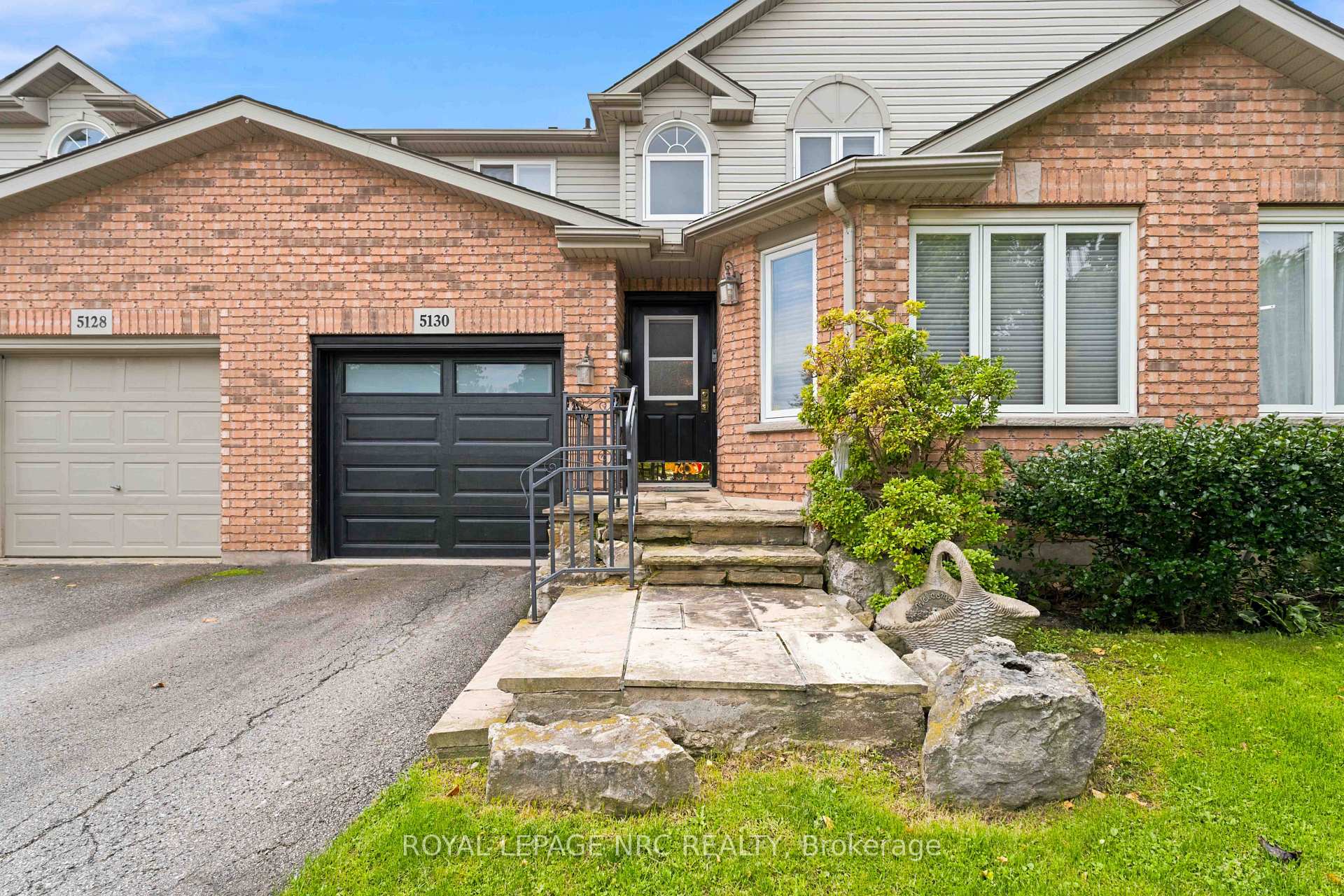 Photo 3 of 5130 St. George's Drive, Lincoln, Beamsville — HOMEH