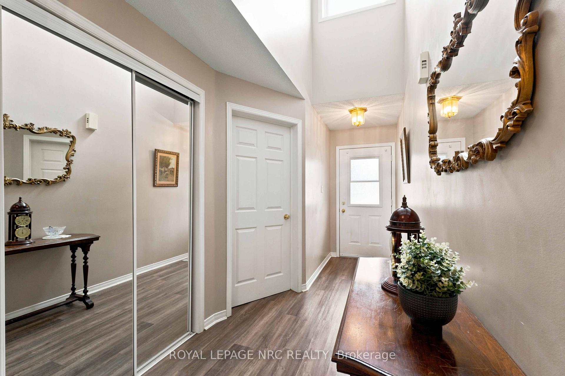 Photo 4 of 5130 St. George's Drive, Lincoln, Beamsville — HOMEH