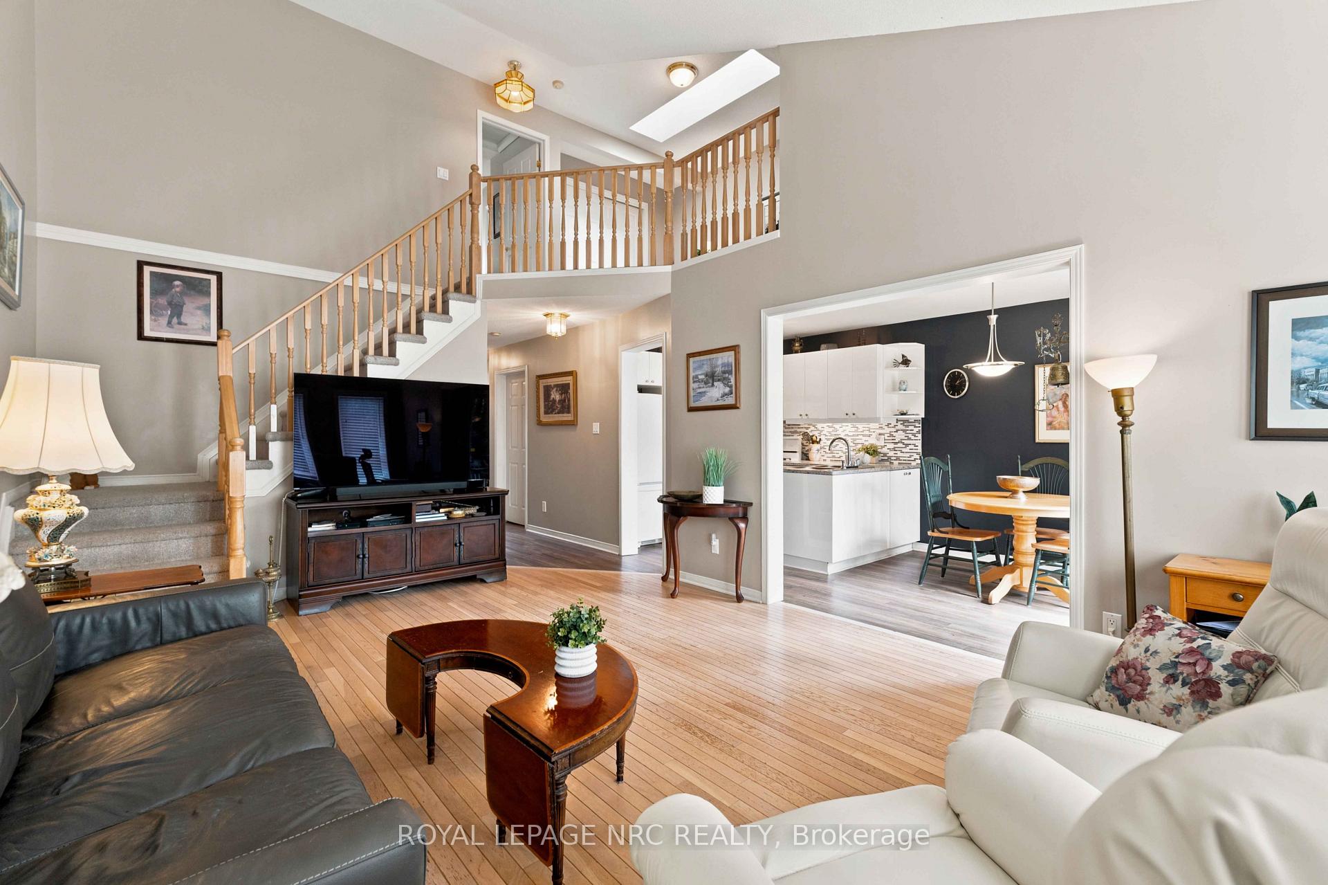 Photo 19 of 5130 St. George's Drive, Lincoln, Beamsville — HOMEH