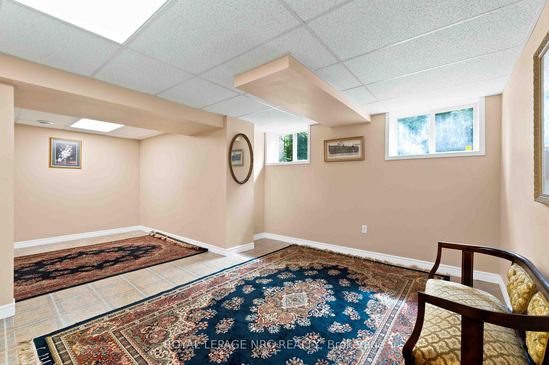 Photo 35 of 5130 St. George's Drive, Lincoln, Beamsville — HOMEH