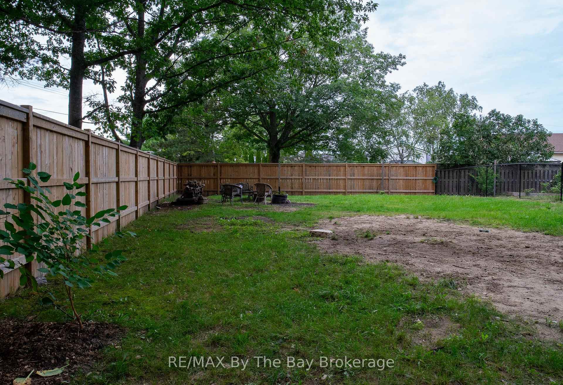 Photo 18 of 74 Oxbow Park Drive, Wasaga Beach — HOMEH