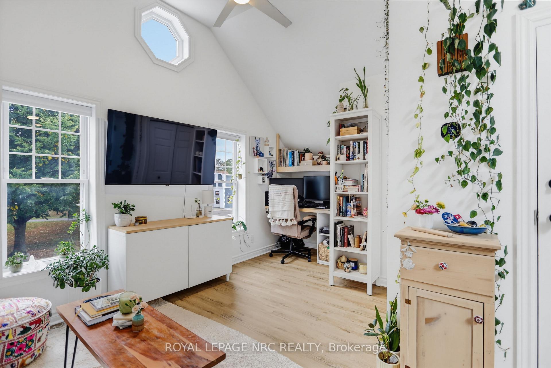 Photo 11 of Unit 2, 52 Queens Circle, Fort Erie, Crystal Beach — HOMEH