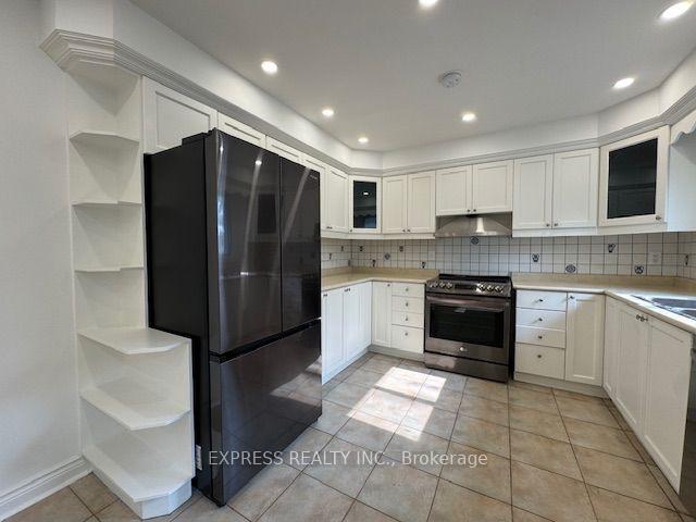 Photo 2 of Unit Main, 2 Pearson Avenue, Richmond Hill, South Richvale — HOMEH