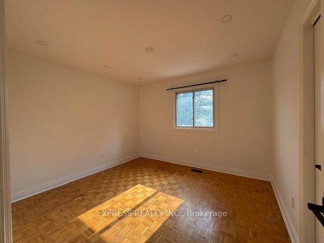 Photo 8 of Unit Main, 2 Pearson Avenue, Richmond Hill, South Richvale — HOMEH