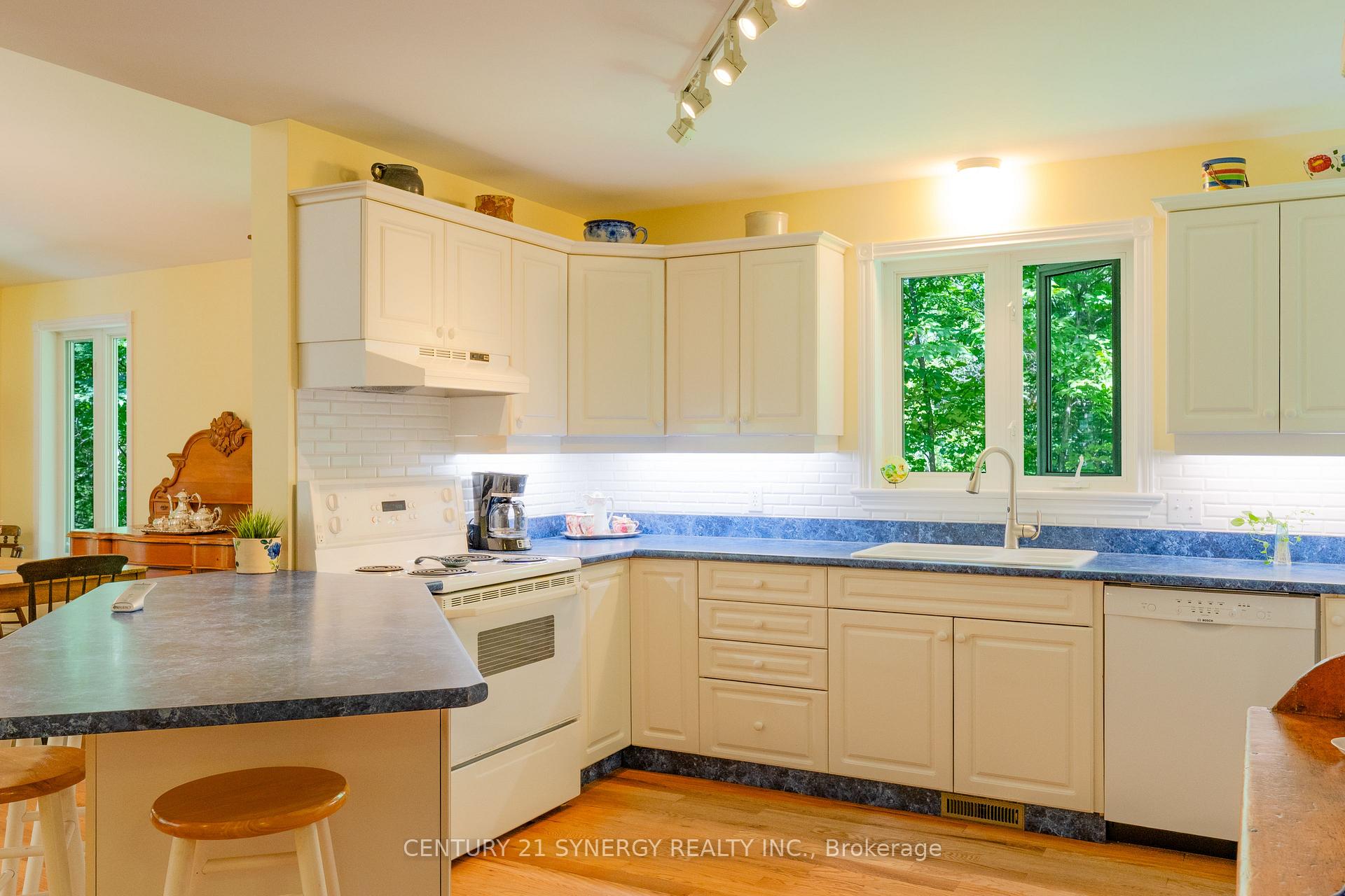 Photo 8 of 504 Kenyon Road, Tay Valley, Bathurst/Burgess & Sherbrooke (North Burgess) Twp — HOMEH