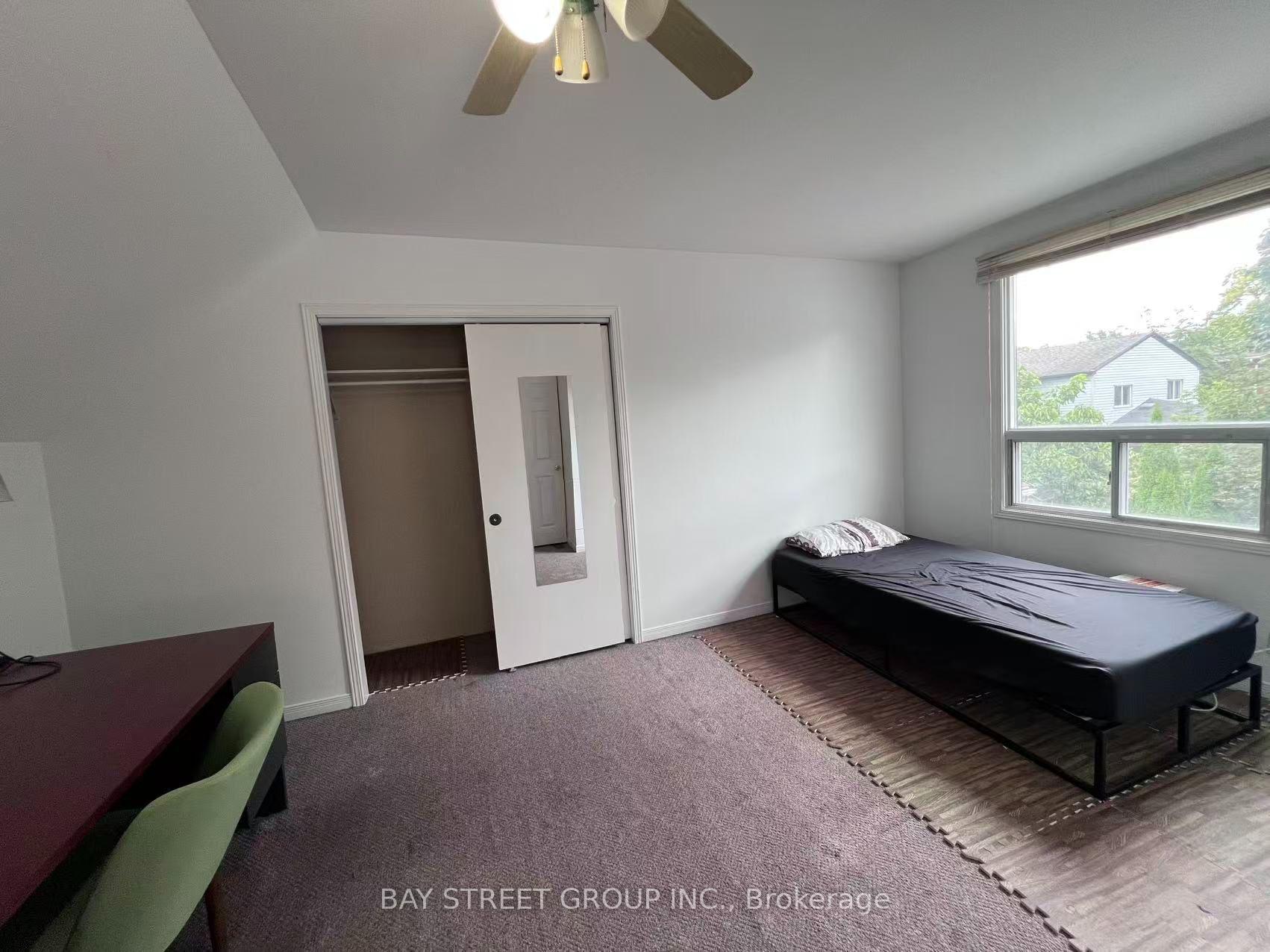 Photo 14 of 125 Broadway Avenue, Hamilton, Ainslie Wood — HOMEH