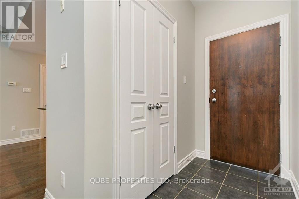 Photo 2 of Unit Unit G, 40 Tayside Private, Ottawa, Barrhaven - Longfields — HOMEH