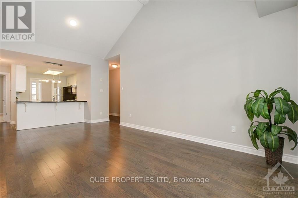 Photo 5 of Unit Unit G, 40 Tayside Private, Ottawa, Barrhaven - Longfields — HOMEH