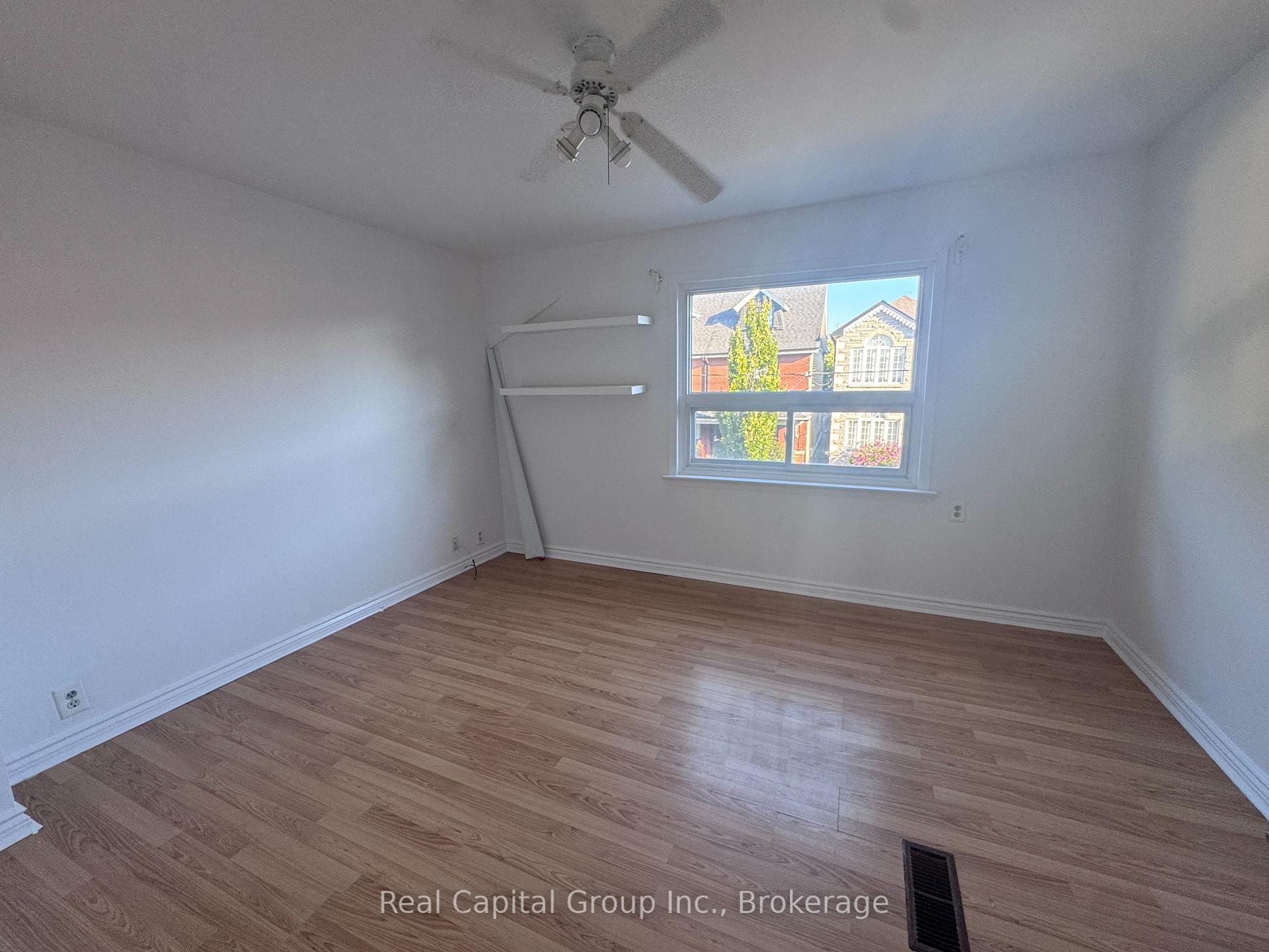 Photo 15 of Unit 2, 39 Pendrith Street, Toronto, Dovercourt-Wallace Emerson-Junction — HOMEH