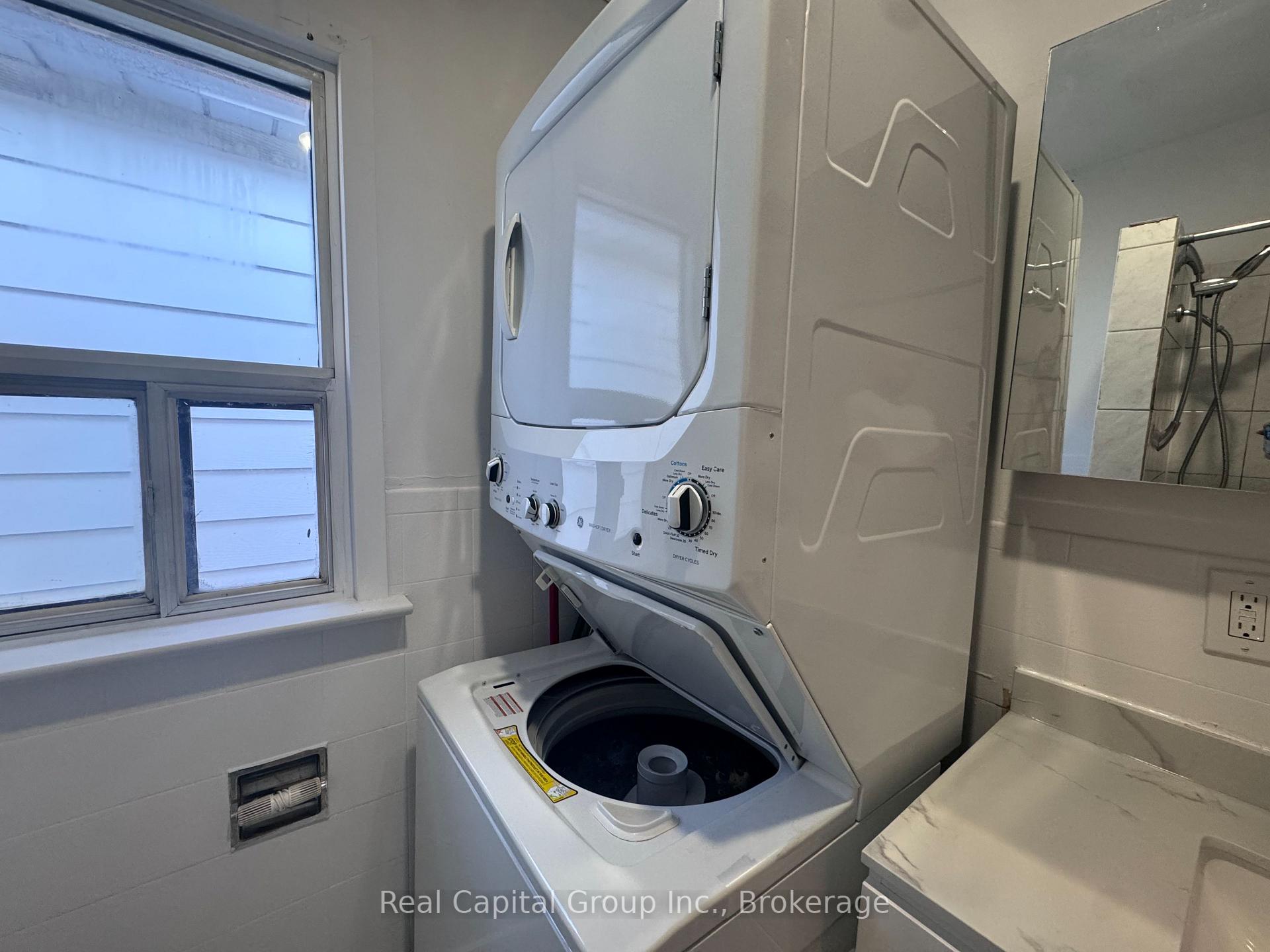 Photo 18 of Unit 2, 39 Pendrith Street, Toronto, Dovercourt-Wallace Emerson-Junction — HOMEH