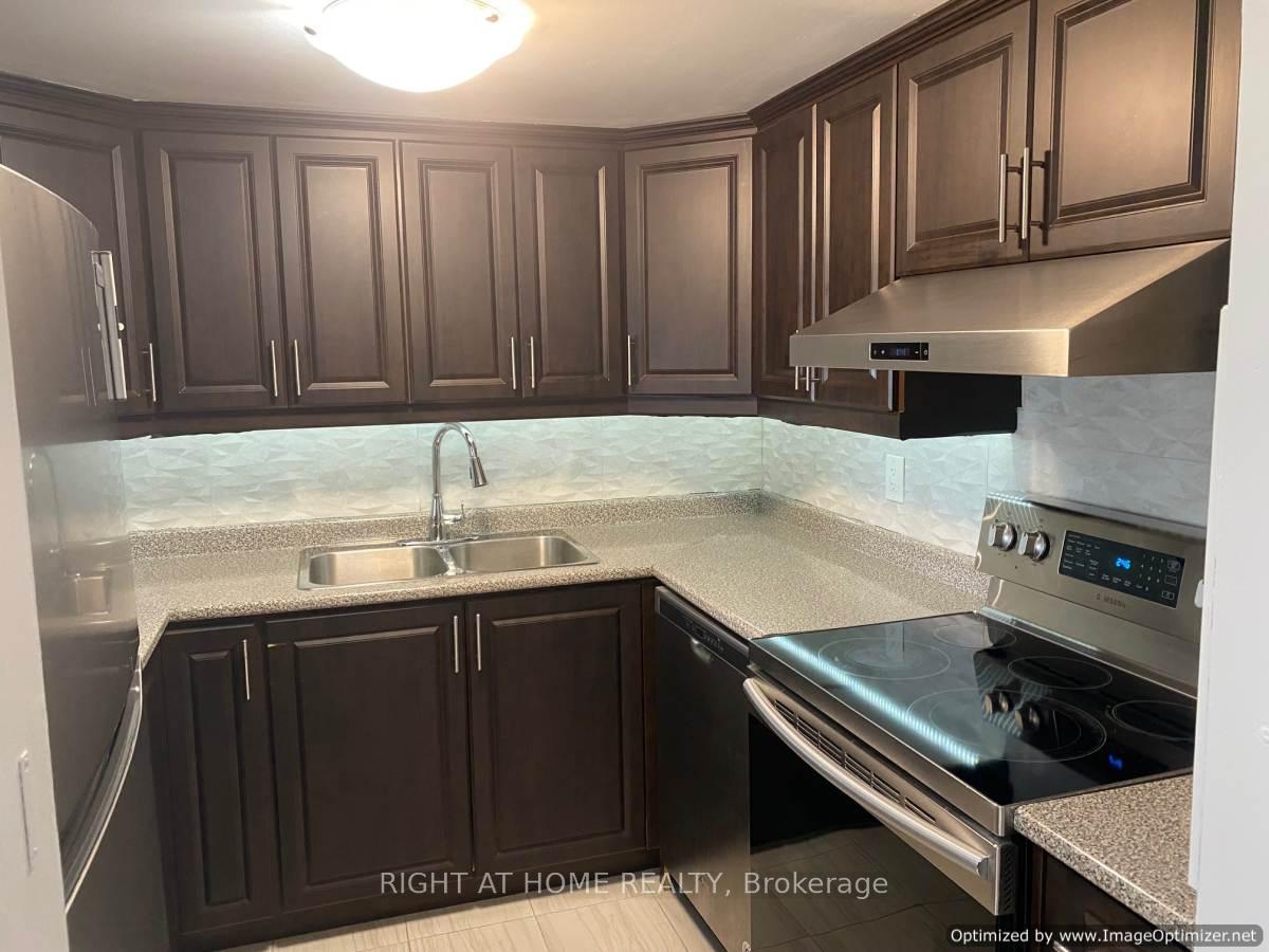 Photo 8 of Unit 302, 25 Agnes Street, Mississauga, Cooksville — HOMEH