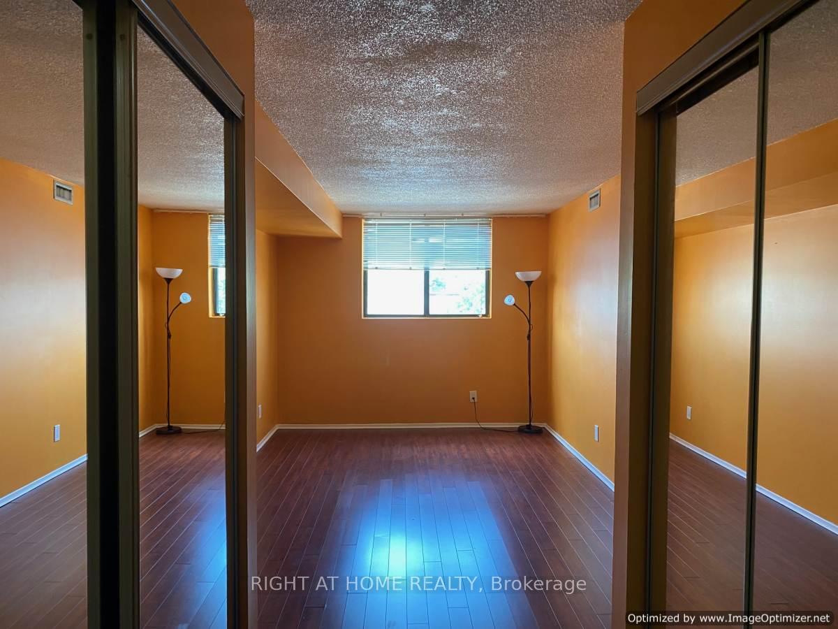 Photo 14 of Unit 302, 25 Agnes Street, Mississauga, Cooksville — HOMEH