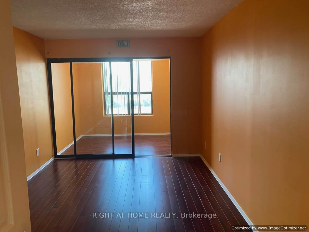 Photo 15 of Unit 302, 25 Agnes Street, Mississauga, Cooksville — HOMEH