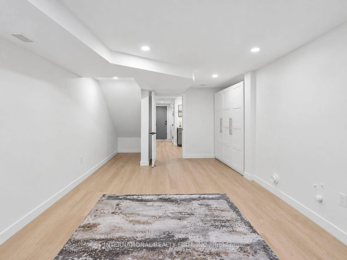 Photo 23 of Unit Main/Lower, 793 Dufferin Street, Toronto, Dufferin Grove — HOMEH
