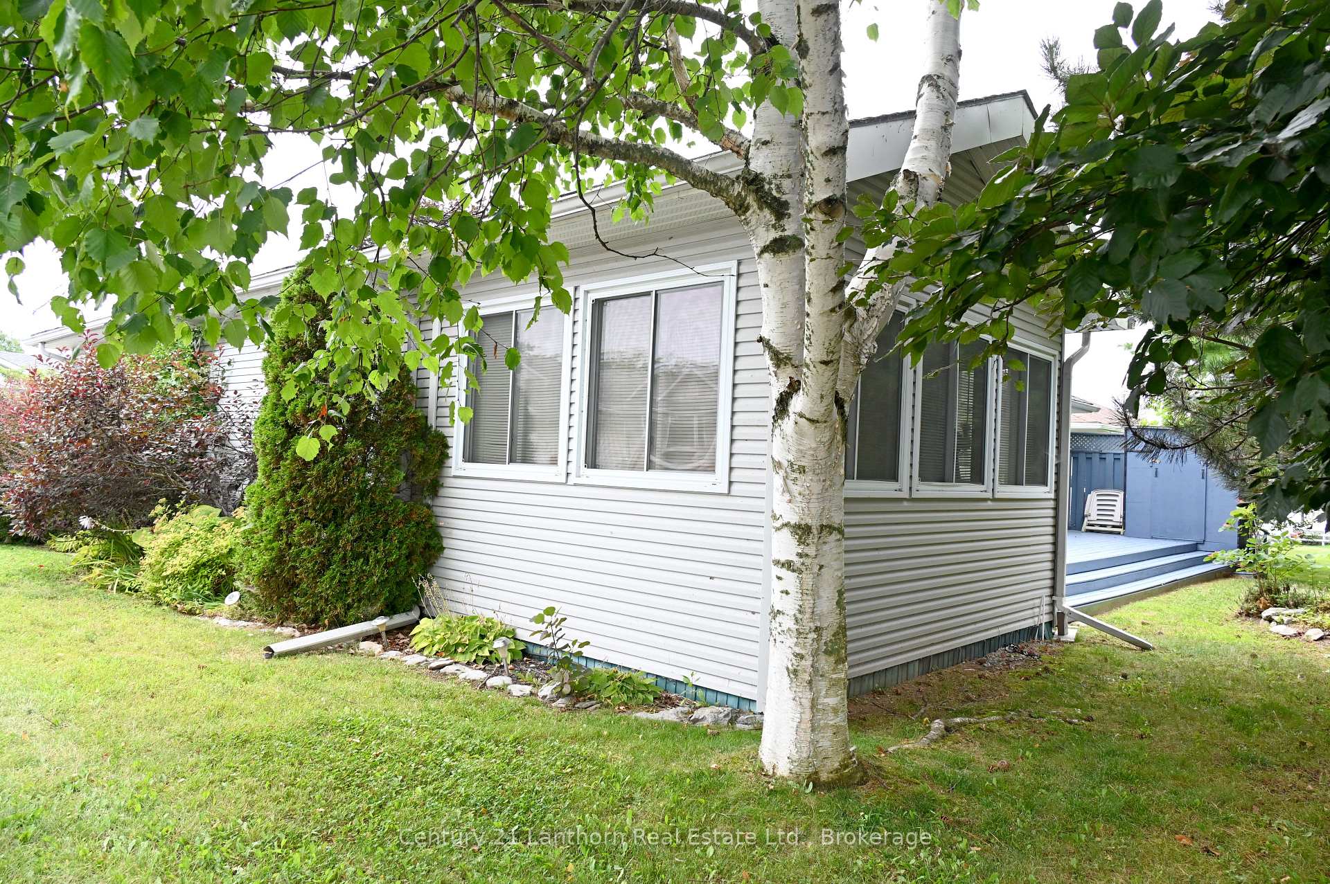 Photo 4 of 1 Reynolds Place N, Prince Edward County, Wellington — HOMEH