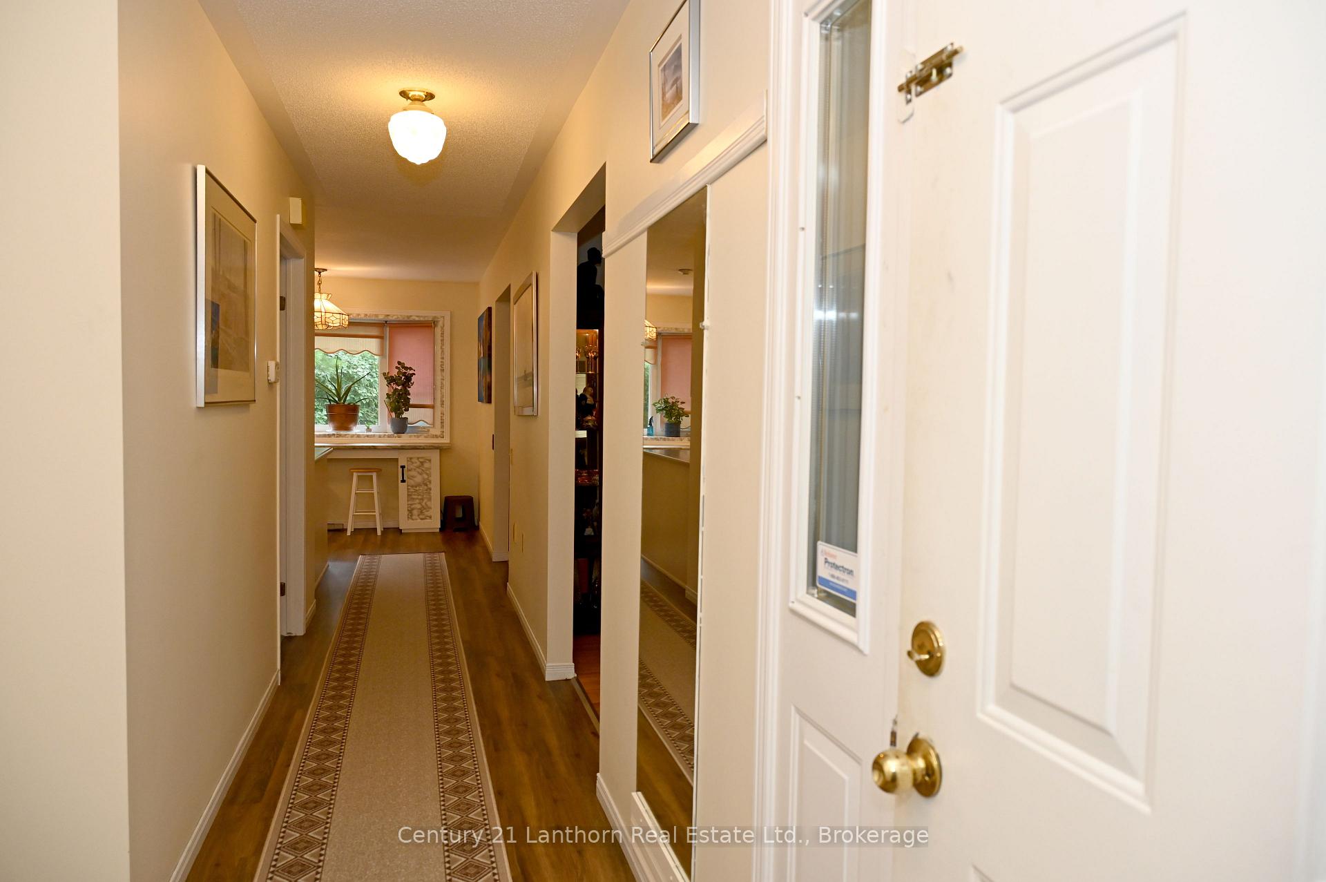 Photo 11 of 1 Reynolds Place N, Prince Edward County, Wellington — HOMEH