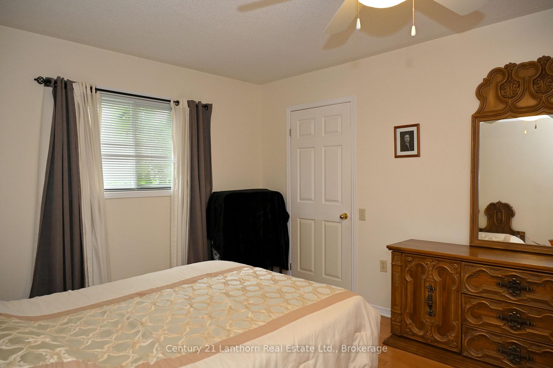 Photo 20 of 1 Reynolds Place N, Prince Edward County, Wellington — HOMEH
