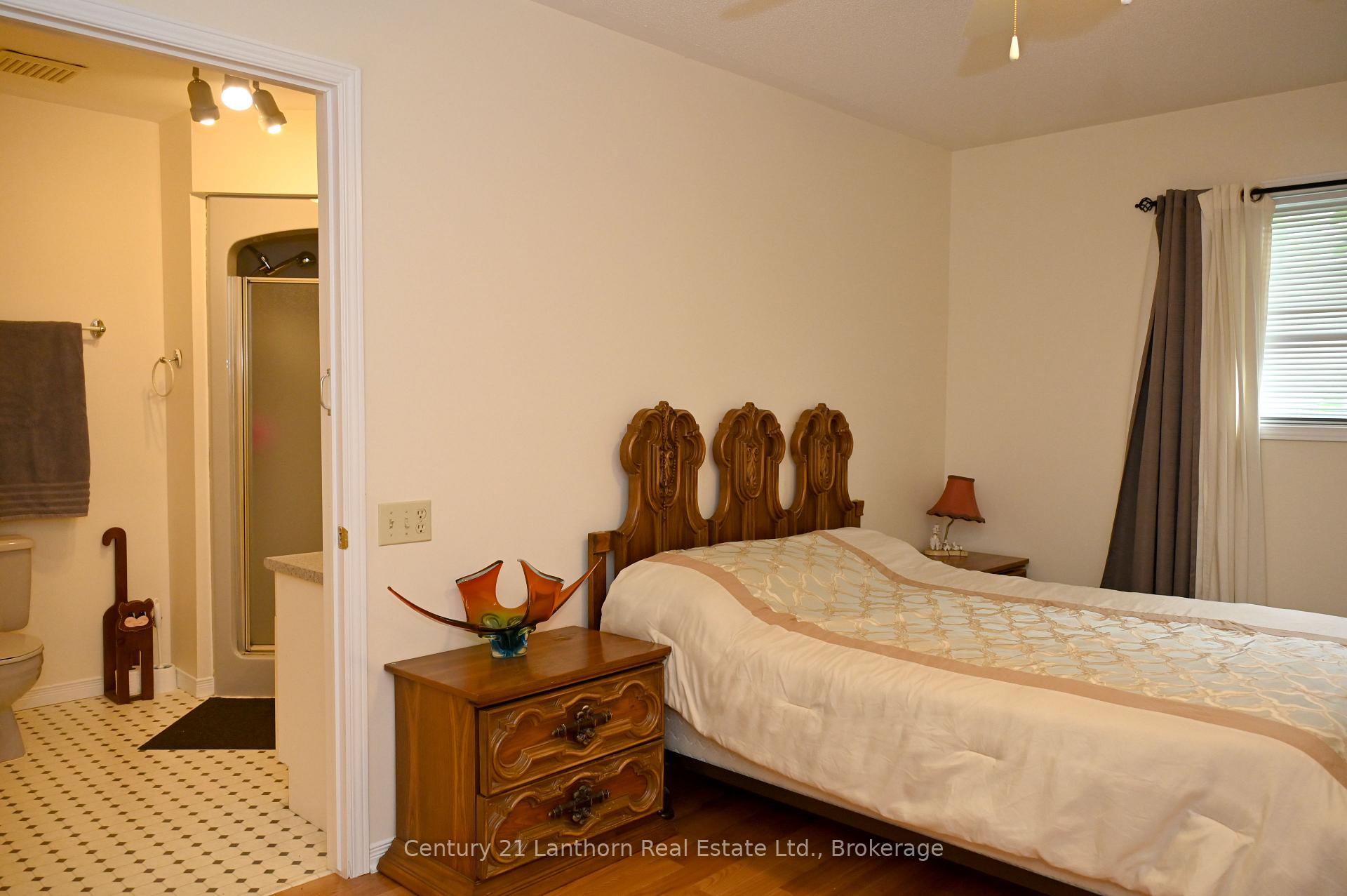 Photo 21 of 1 Reynolds Place N, Prince Edward County, Wellington — HOMEH