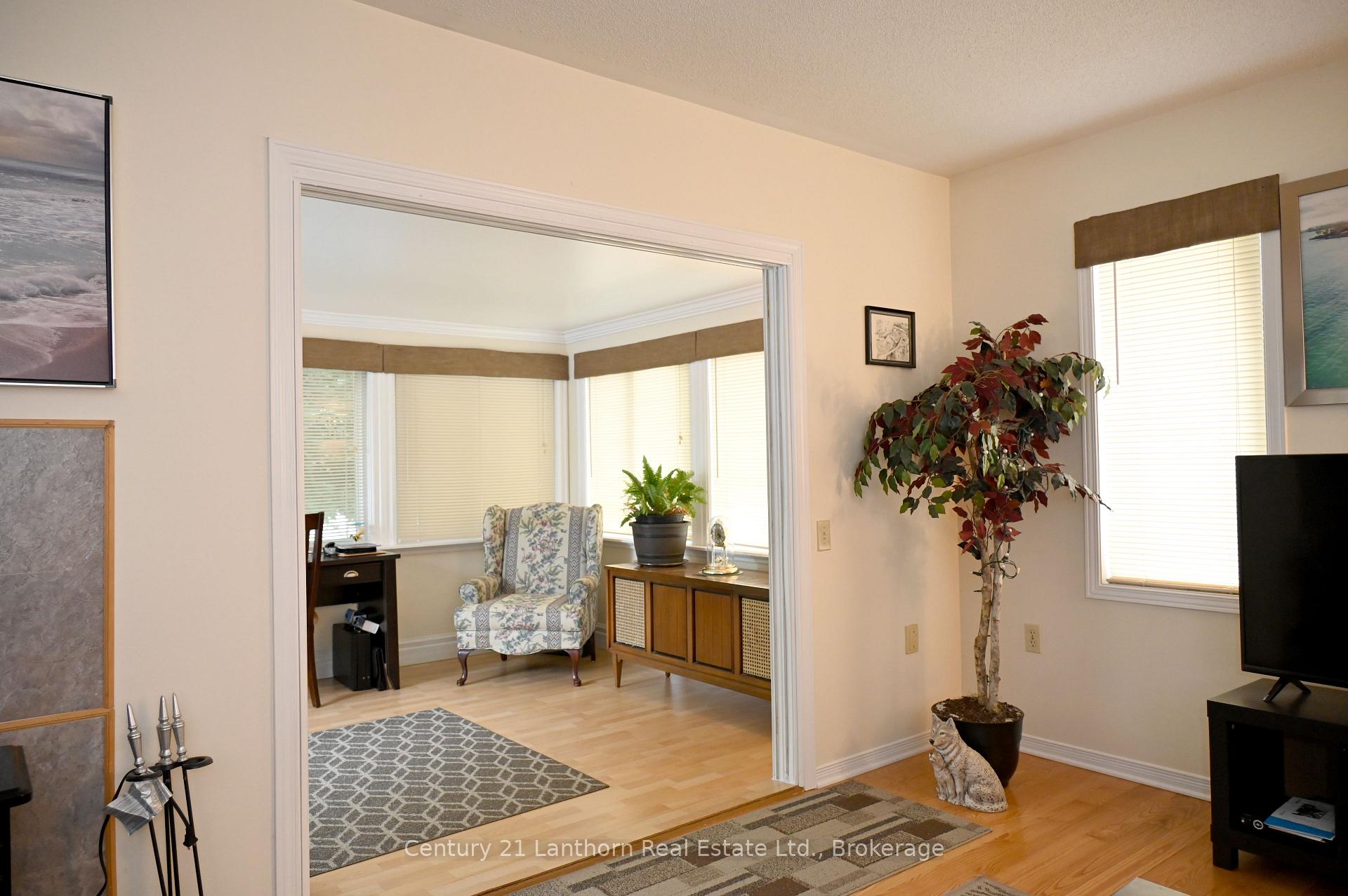 Photo 33 of 1 Reynolds Place N, Prince Edward County, Wellington — HOMEH