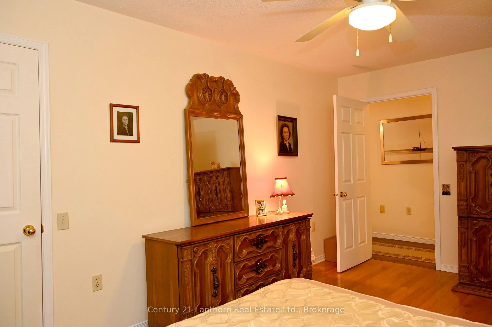 Photo 31 of 1 Reynolds Place N, Prince Edward County, Wellington — HOMEH