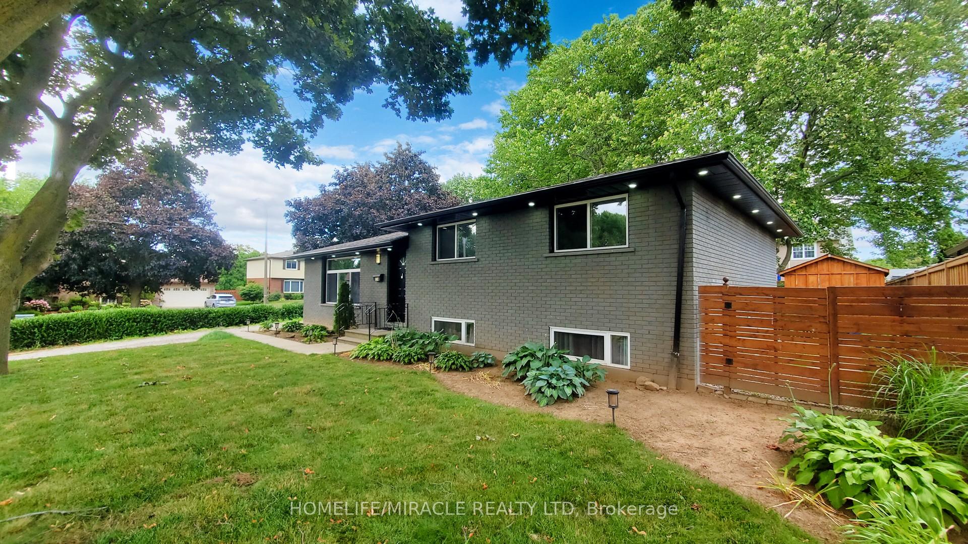 Photo 1 of 374 Book Road, Grimsby, Grimsby Beach — HOMEH
