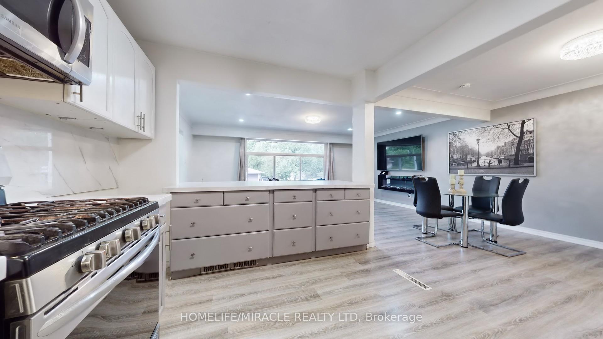 Photo 12 of 374 Book Road, Grimsby, Grimsby Beach — HOMEH