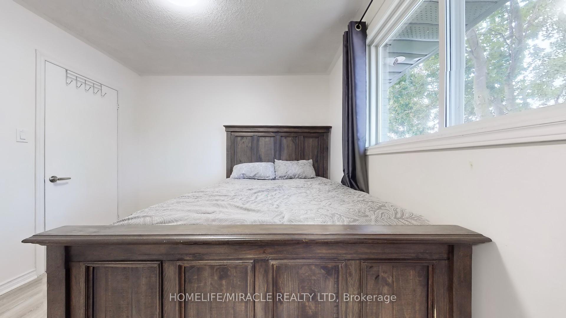 Photo 20 of 374 Book Road, Grimsby, Grimsby Beach — HOMEH