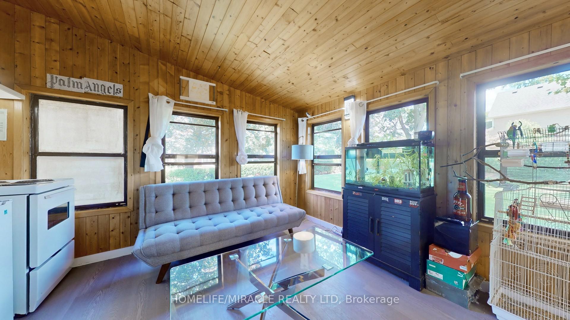 Photo 35 of 374 Book Road, Grimsby, Grimsby Beach — HOMEH