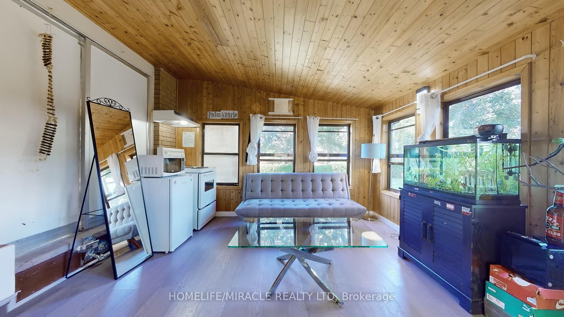 Photo 36 of 374 Book Road, Grimsby, Grimsby Beach — HOMEH
