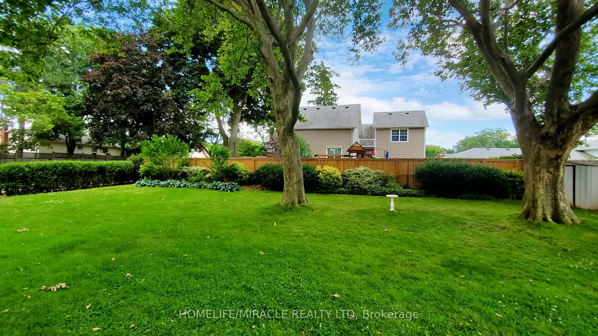 Photo 44 of 374 Book Road, Grimsby, Grimsby Beach — HOMEH