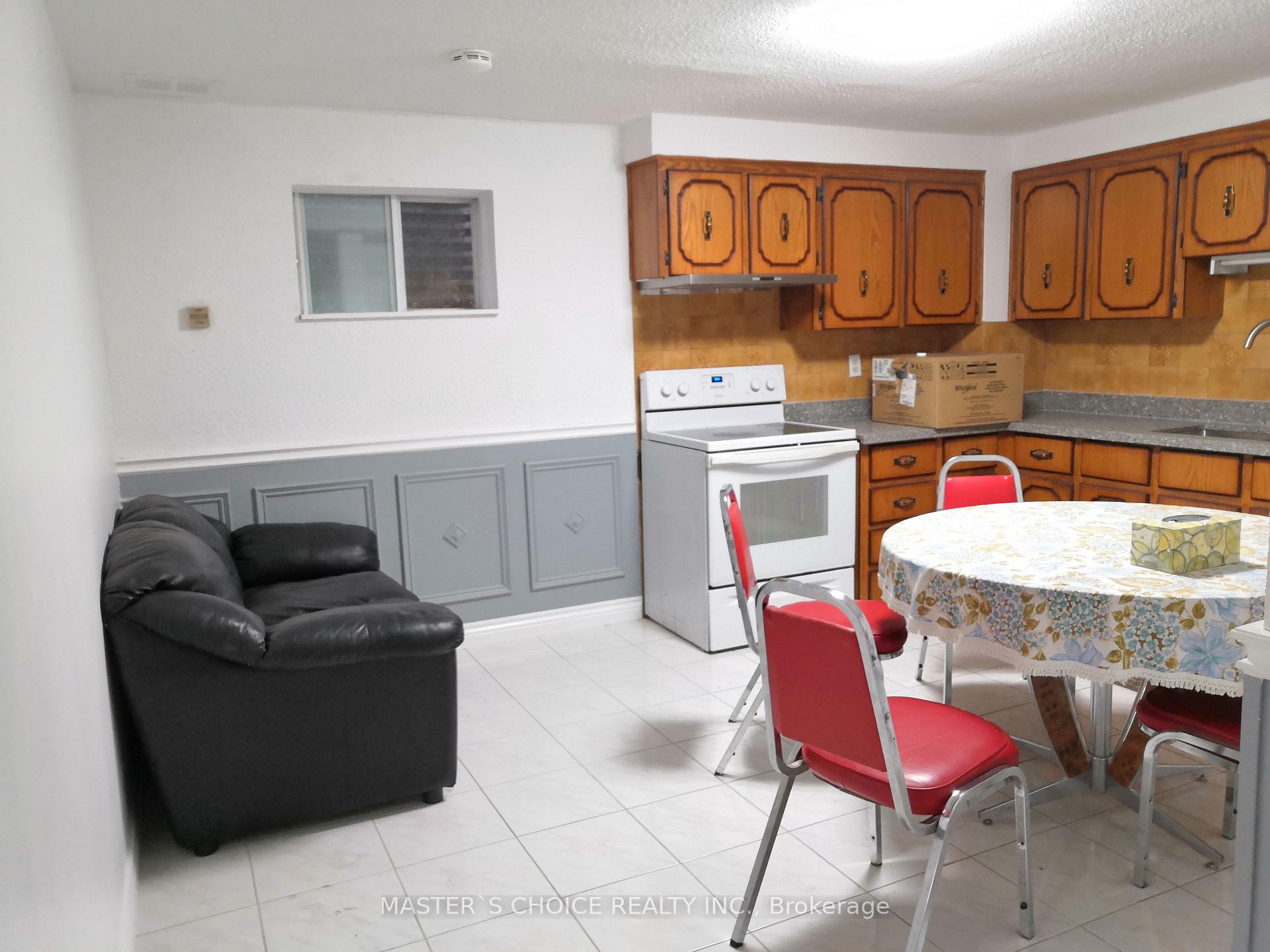 Photo 12 of 48 Cherry Hills Road, Vaughan, Glen Shields — HOMEH