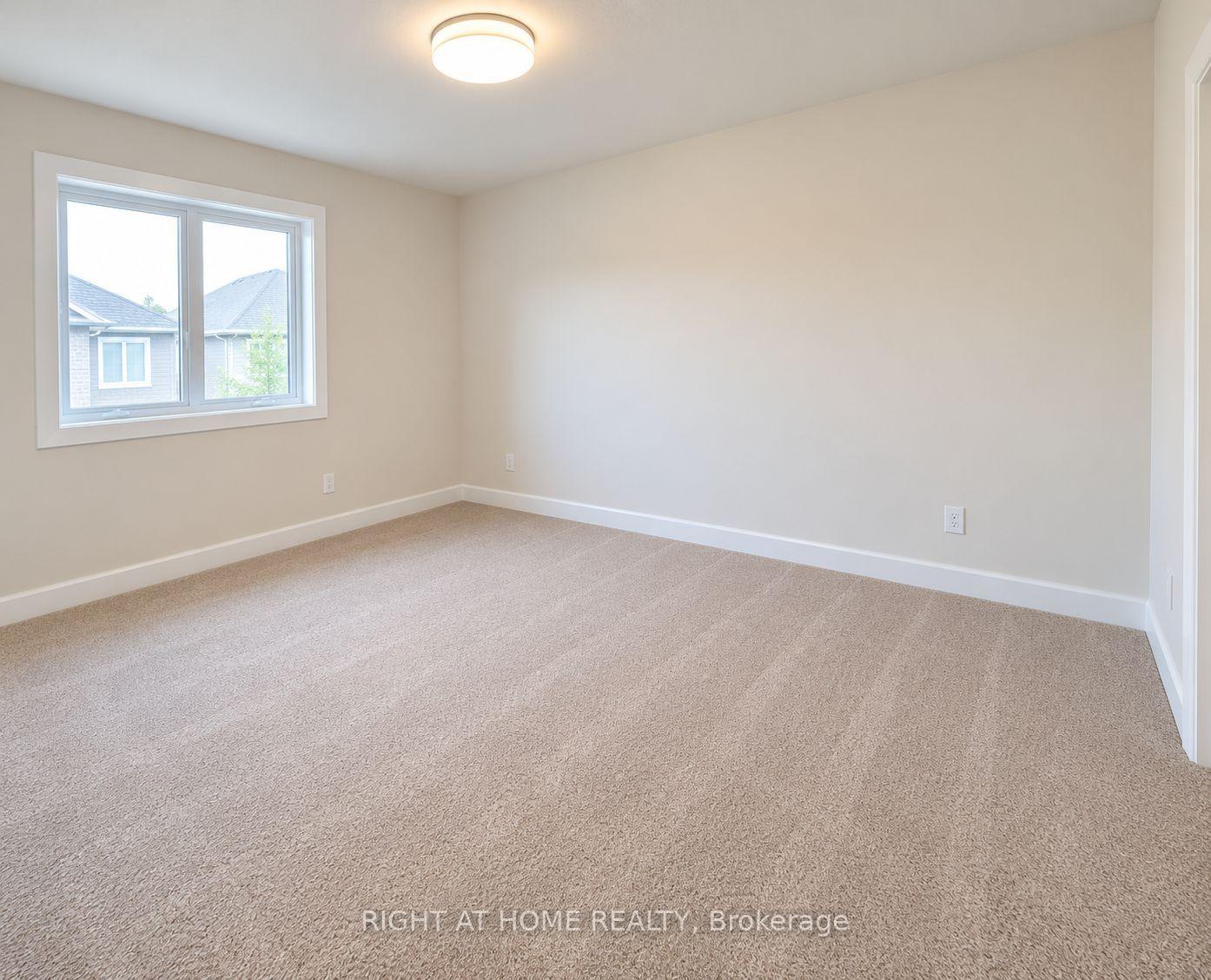 Photo 9 of 91 York Drive, Peterborough, Monaghan Ward 2 — HOMEH