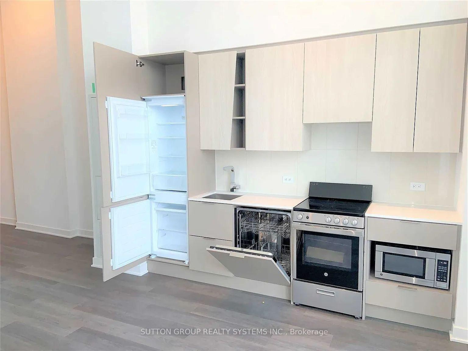Photo 3 of Unit 414, 3900 Confederation Parkway, Mississauga, City Centre — HOMEH