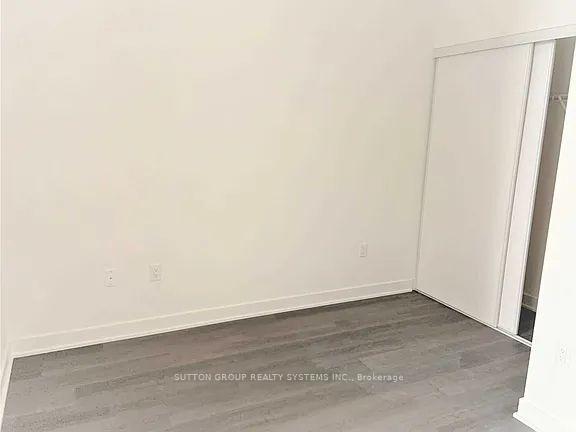 Photo 6 of Unit 414, 3900 Confederation Parkway, Mississauga, City Centre — HOMEH