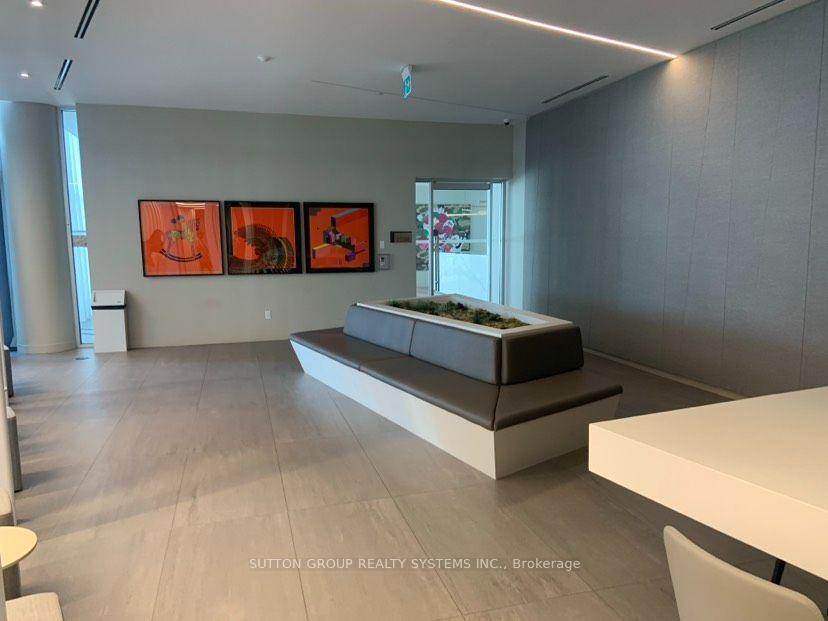 Photo 14 of Unit 414, 3900 Confederation Parkway, Mississauga, City Centre — HOMEH