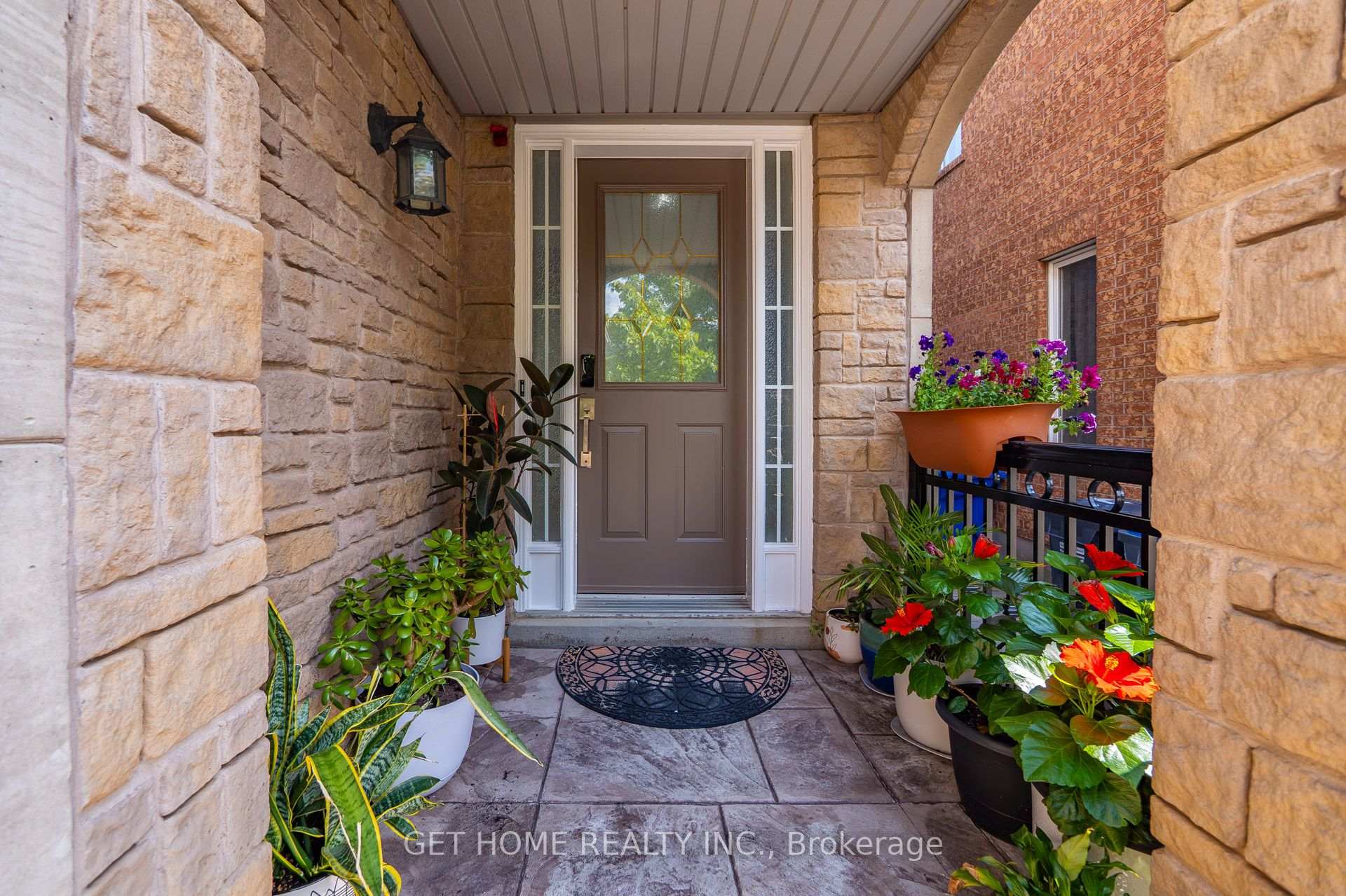 Photo 3 of 3152 Malham Gate, Mississauga, Churchill Meadows — HOMEH
