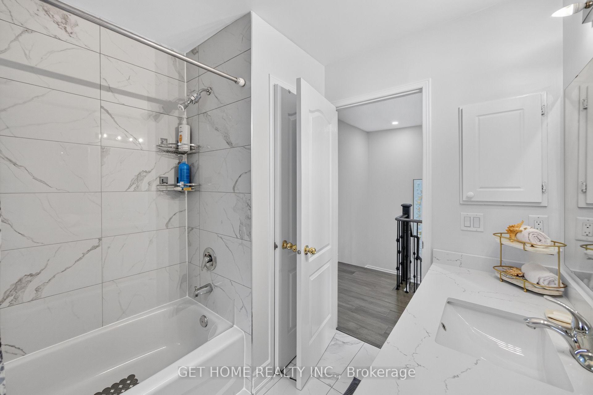 Photo 34 of 3152 Malham Gate, Mississauga, Churchill Meadows — HOMEH