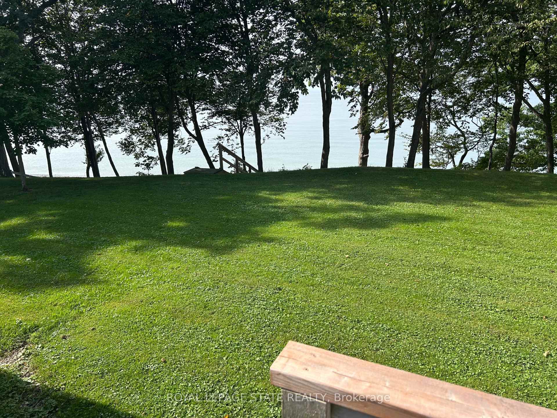 Photo 6 of 23 Upper Mohawk Point, Haldimand, Dunnville — HOMEH