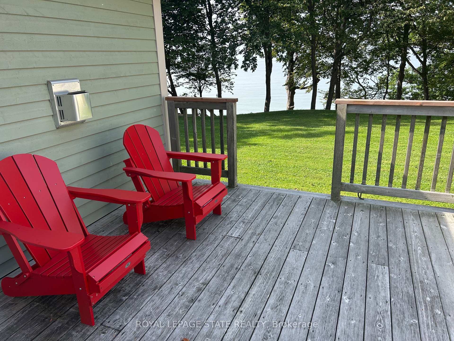 Photo 8 of 23 Upper Mohawk Point, Haldimand, Dunnville — HOMEH