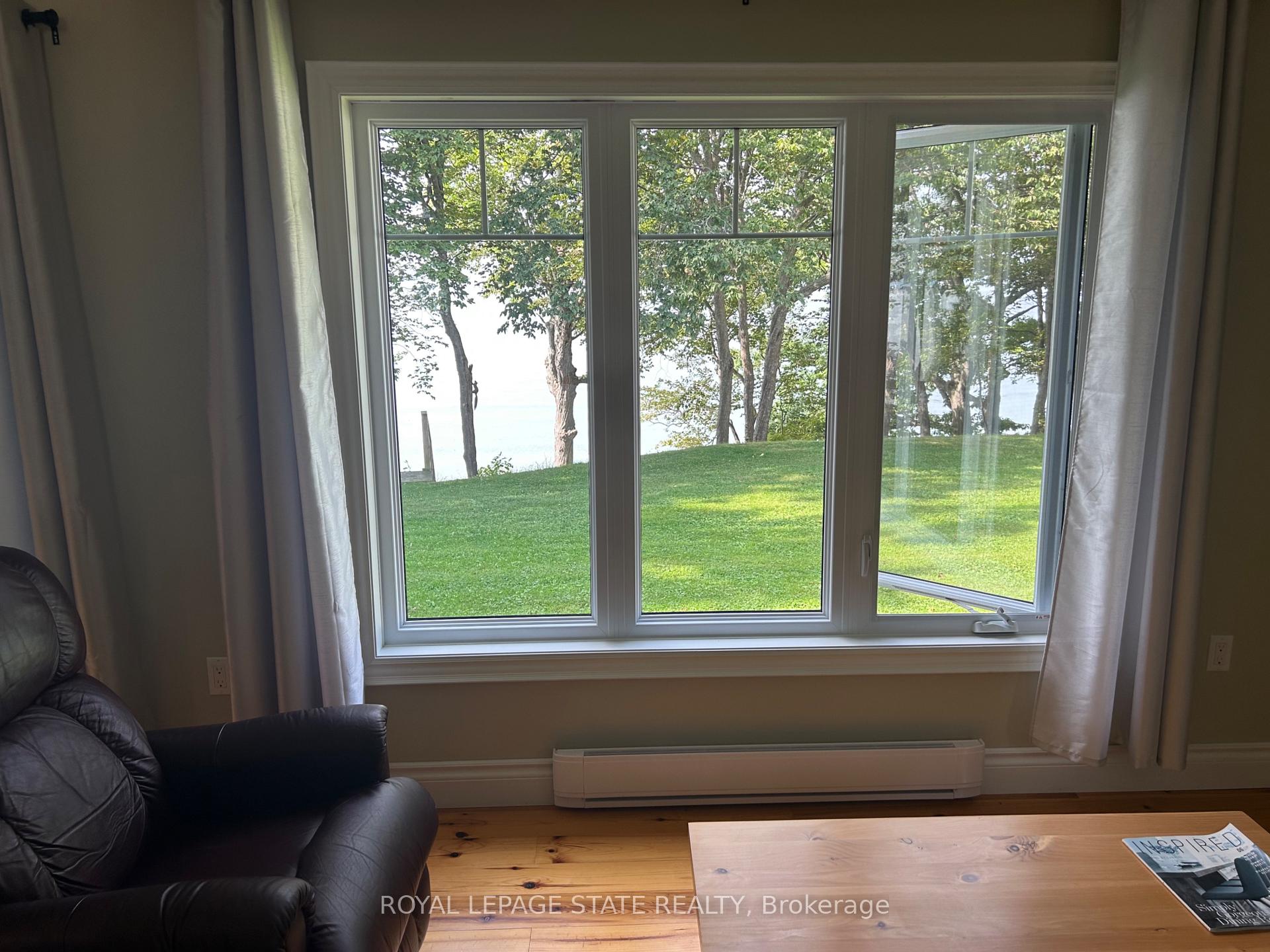 Photo 10 of 23 Upper Mohawk Point, Haldimand, Dunnville — HOMEH