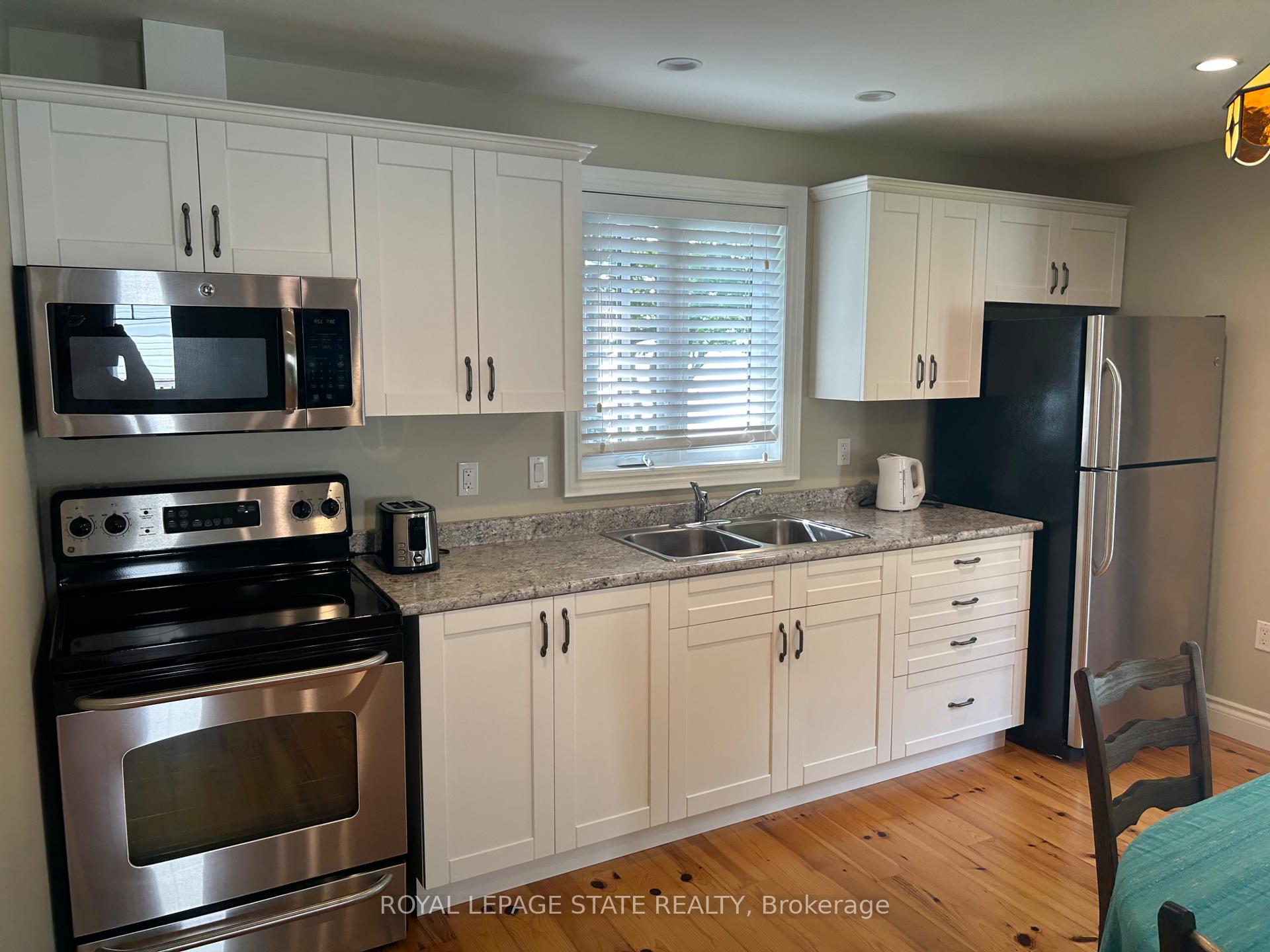 Photo 15 of 23 Upper Mohawk Point, Haldimand, Dunnville — HOMEH