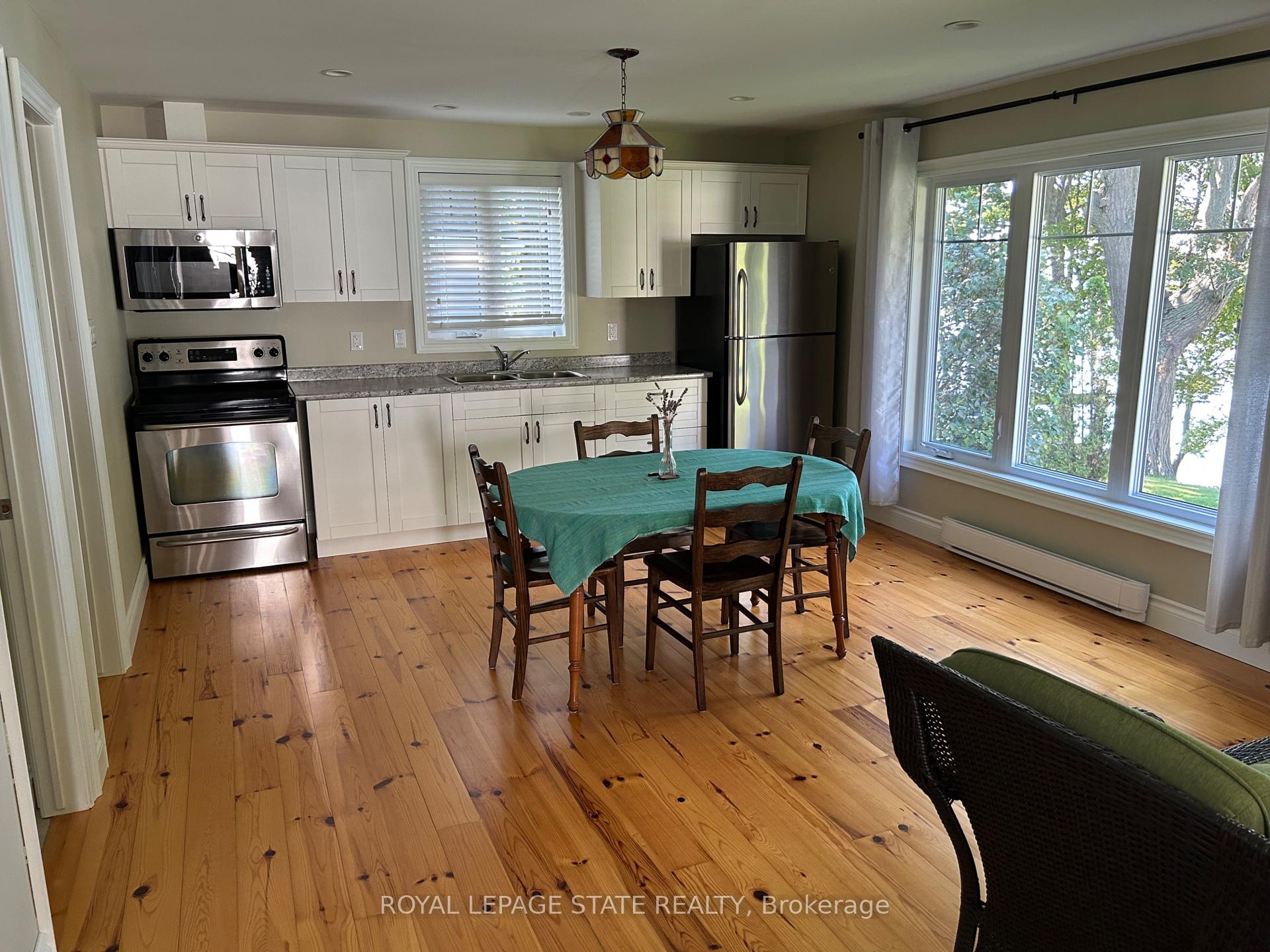 Photo 17 of 23 Upper Mohawk Point, Haldimand, Dunnville — HOMEH