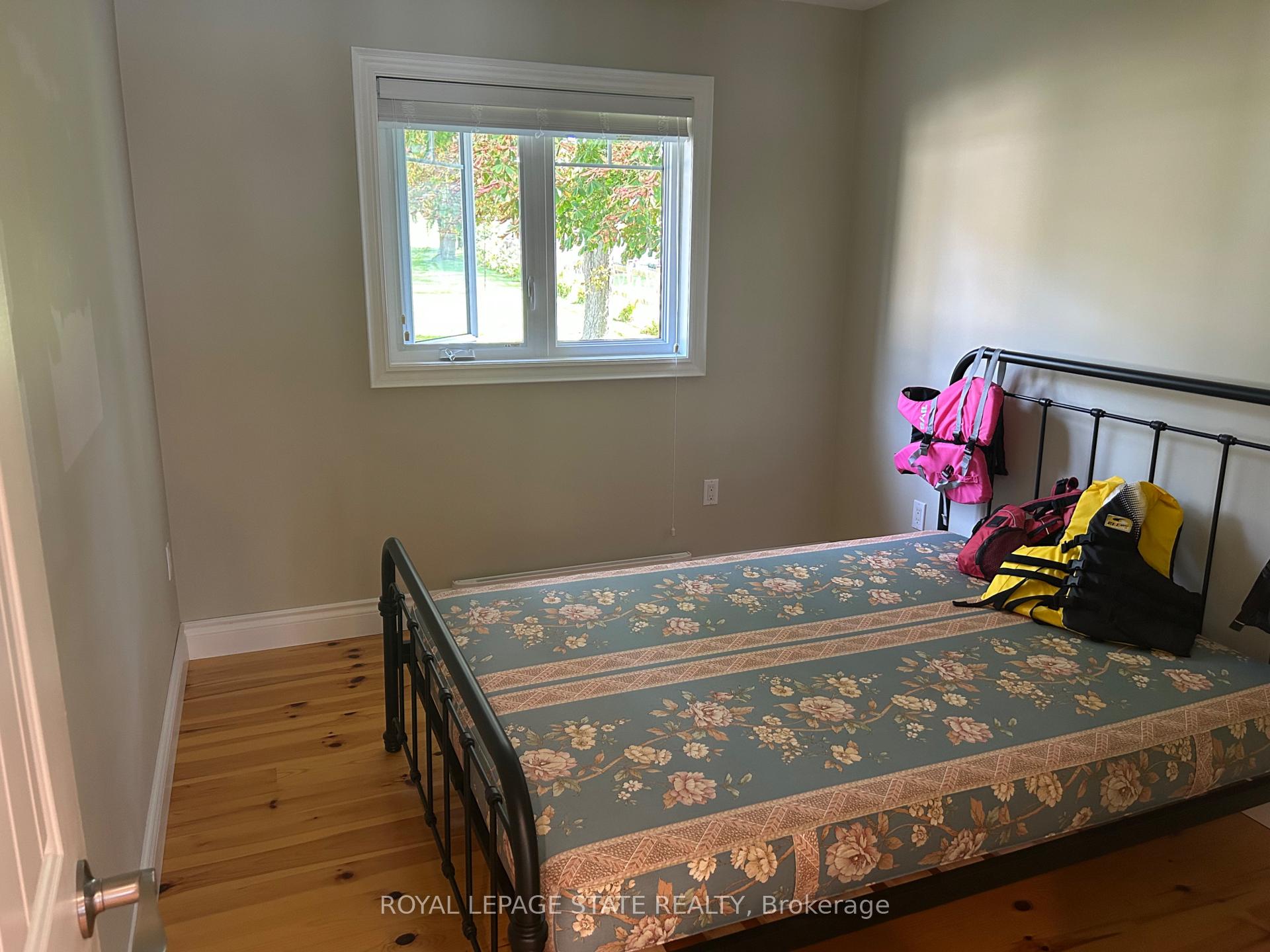 Photo 20 of 23 Upper Mohawk Point, Haldimand, Dunnville — HOMEH